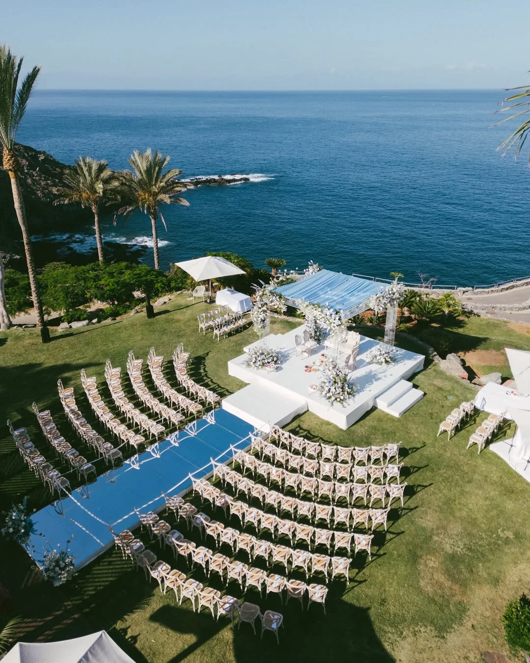 A cliffside wedding at The Ritz-Carlton, Tenerife, Tenerife, Canary Islands, Kudos Music